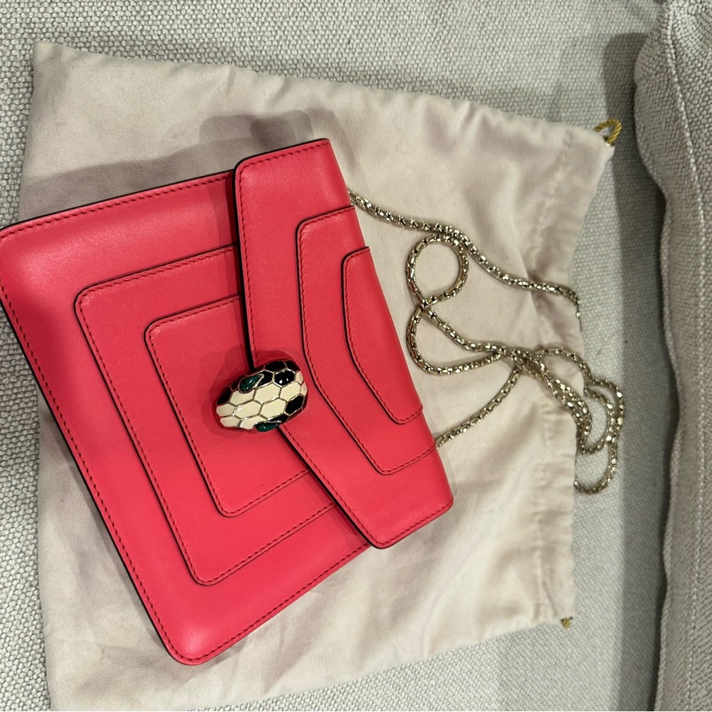 Stylish Pink Chain Bag